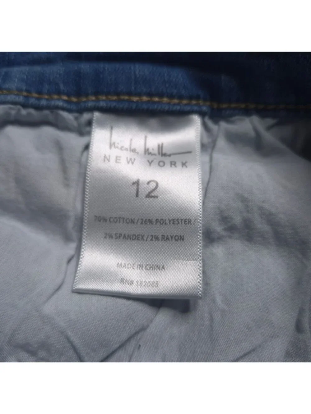 Nicole Miller Nolita Boyfriend Jeans 12 Medium Wash Stretch Comfortable Fit